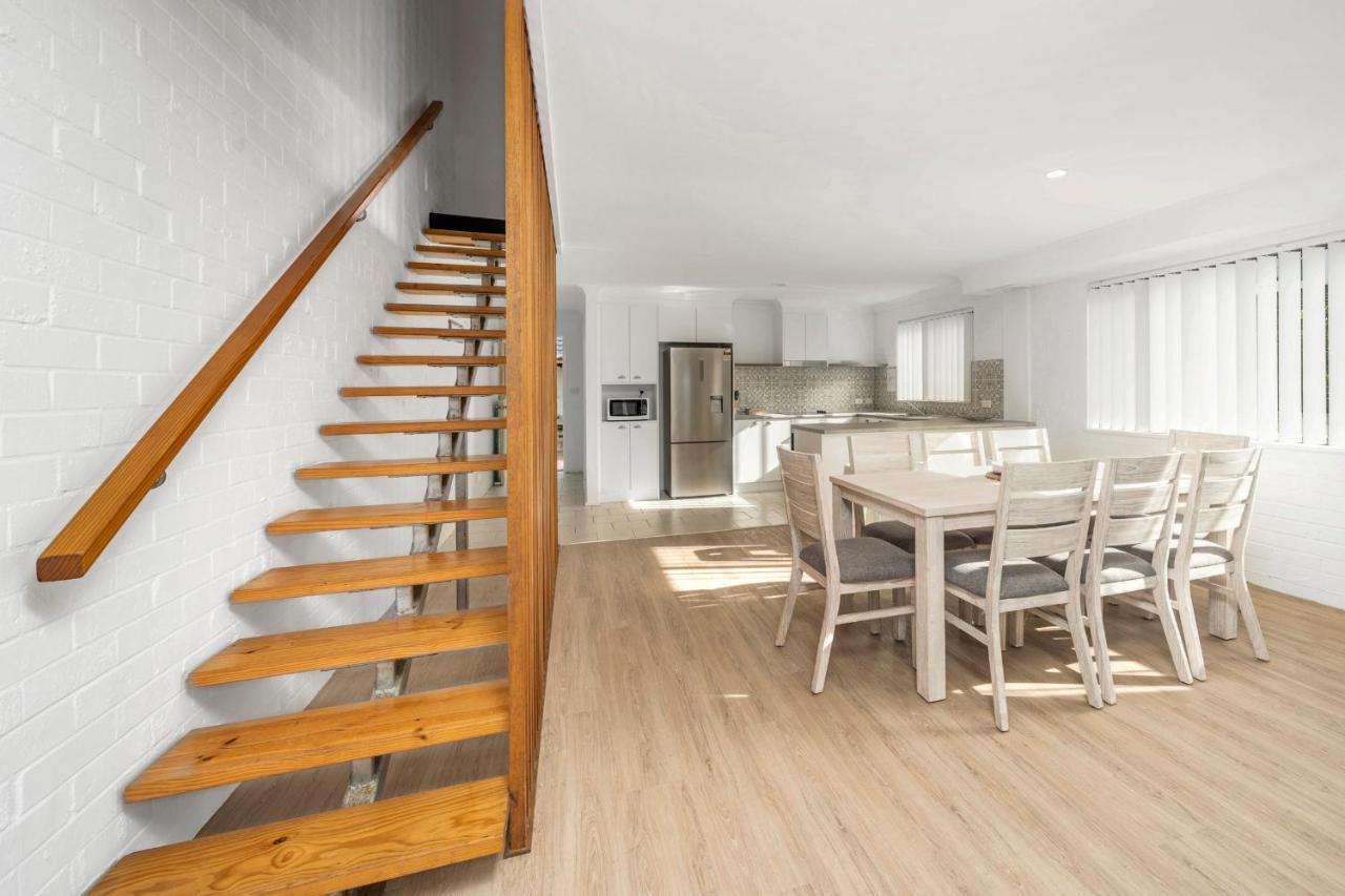 Husky 56 Beachfront Villa'S - Great Location On The Beach Huskisson Exterior foto