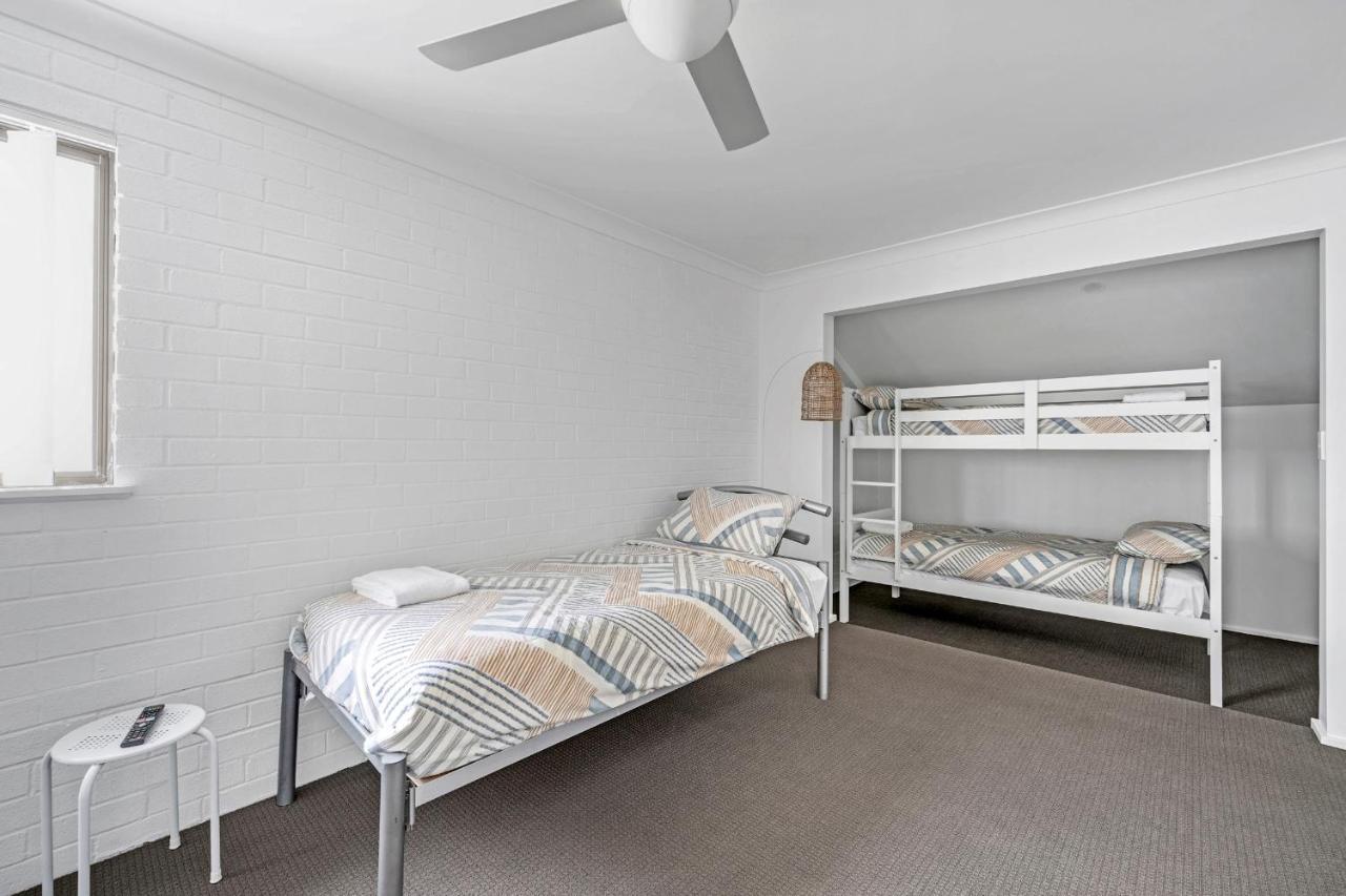 Husky 56 Beachfront Villa'S - Great Location On The Beach Huskisson Exterior foto